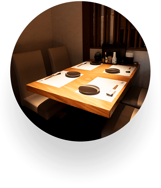 落ち着いた和風の店内